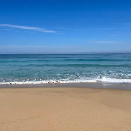 Апартаменты Lovely With Balcony - Beach Front Line By Lovelystay